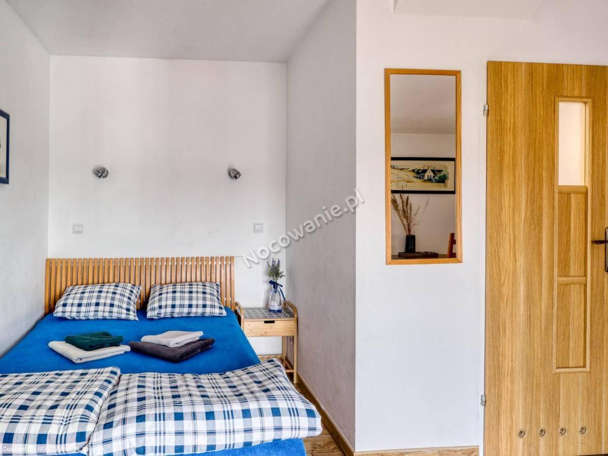 Pokoje Przy Bulwarach Uniejow Esterno foto